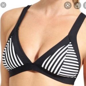 Athleta Mantauk swim top